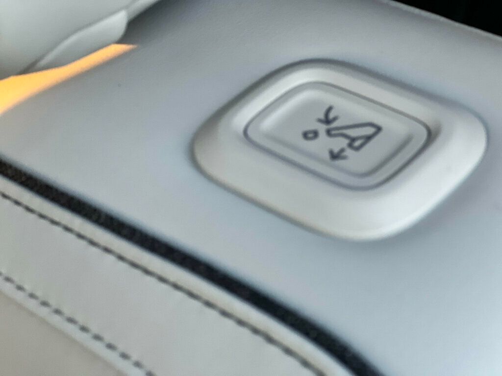 2025 Rivian R1S ADVENTURE - 22959214 - 22