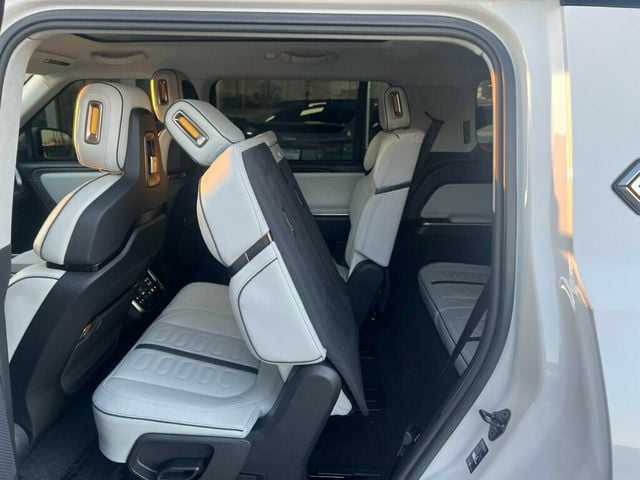 2025 Rivian R1S ADVENTURE - 22959214 - 26