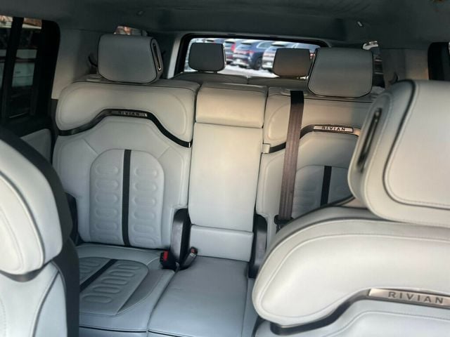 2025 Rivian R1S ADVENTURE - 22959214 - 40