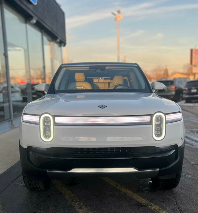 2025 Rivian R1S ADVENTURE - 22959214 - 7