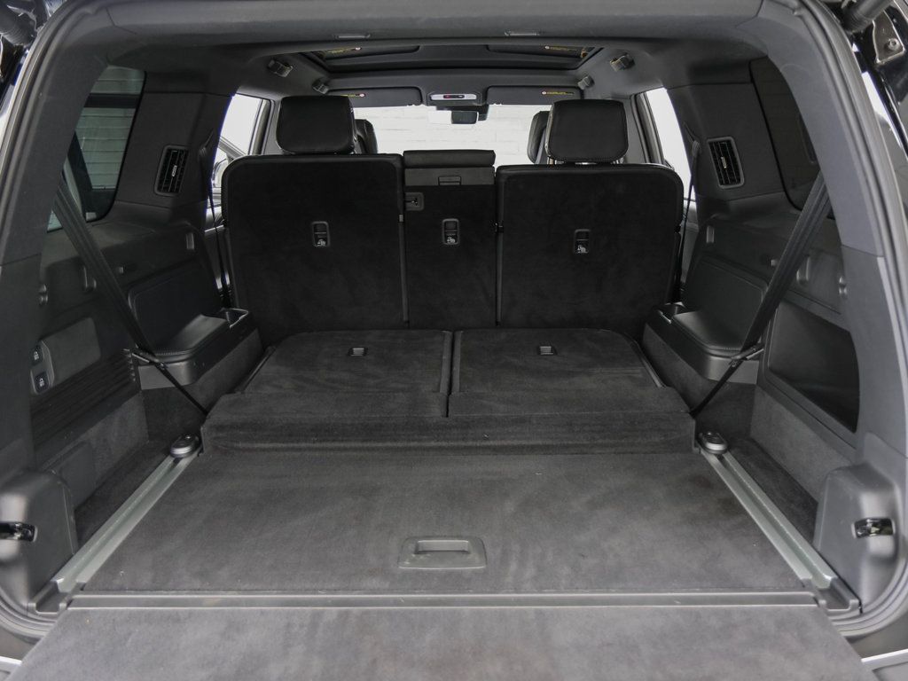 Rivian R1S photo 29