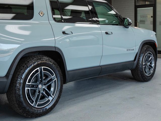 2025 Rivian R1S Adventure Dual-Motor Standard Pack - 22978703 - 33