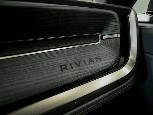2025 Rivian R1S Adventure Dual-Motor Standard Pack - 23052180 - 19