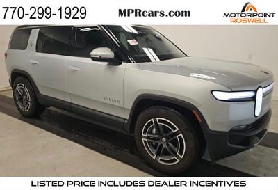 2025 Rivian R1S