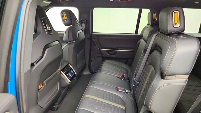 2025 Rivian R1S Adventure Dual-Motor Standard Pack w/ Autonomy Driver Assistance - 23080964 - 21
