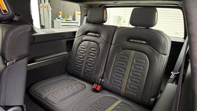 2025 Rivian R1S Adventure Dual-Motor Standard Pack w/ Autonomy Driver Assistance - 23080964 - 22