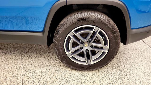 2025 Rivian R1S Adventure Dual-Motor Standard Pack w/ Autonomy Driver Assistance - 23080964 - 8