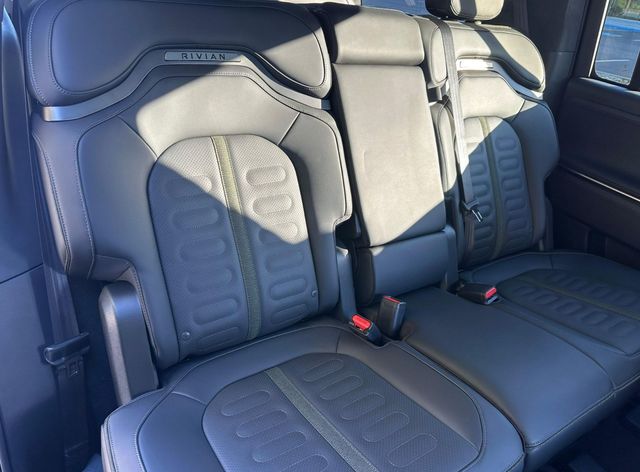 2025 Rivian R1S Adventure Edition - 22938503 - 21