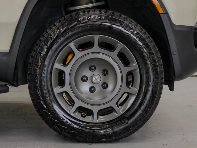 2025 RIVIAN R1S Tri-Motor Max California Dune Limited Edition - 23041882 - 10