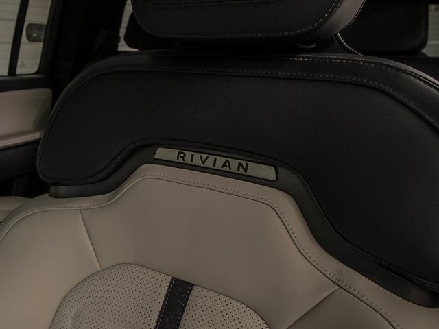 2025 RIVIAN R1S Tri-Motor Max California Dune Limited Edition - 23041882 - 18