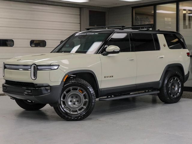 2025 RIVIAN R1S Tri-Motor Max California Dune Limited Edition - 23041882 - 1