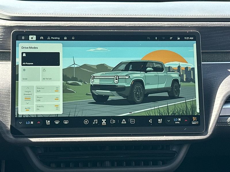 2025 Rivian R1T Adventure Dual-Motor Standard Pack - 22984134 - 14