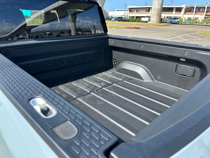 2025 Rivian R1T Adventure Dual-Motor Standard Pack - 22984134 - 19