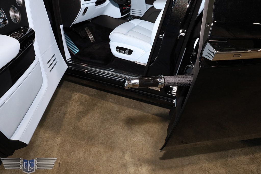 2025 Rolls-Royce Phantom Sedan - 22959551 - 13