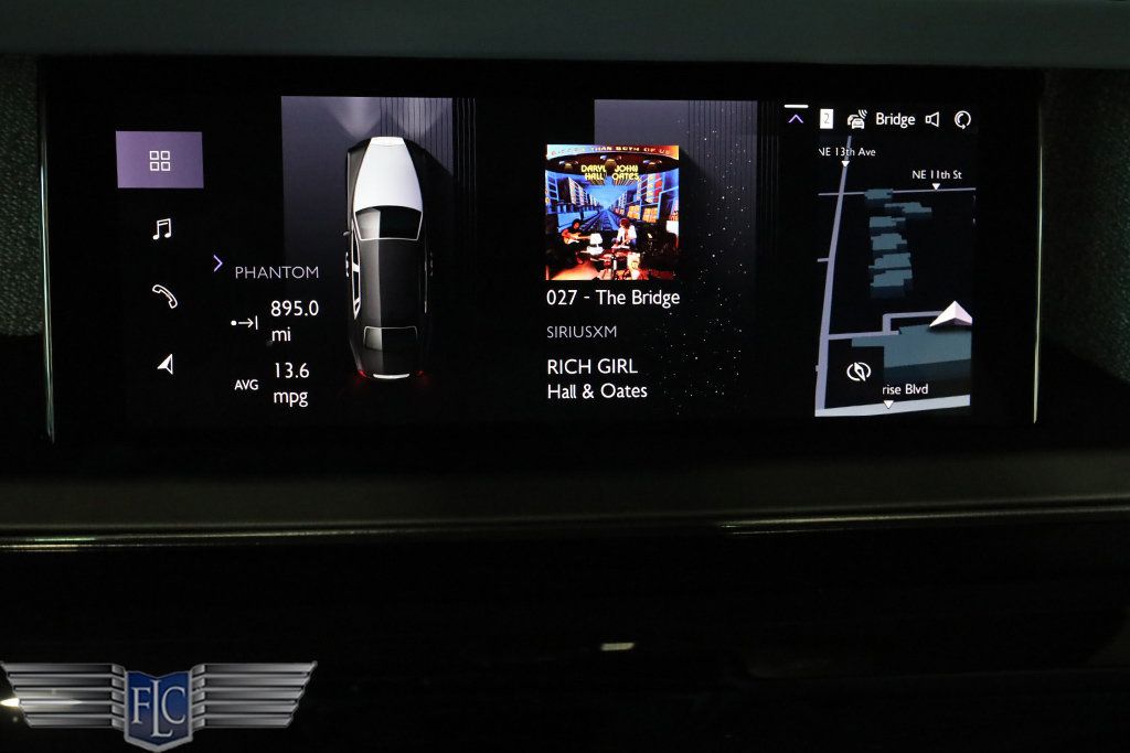 2025 Rolls-Royce Phantom Sedan - 22959551 - 30