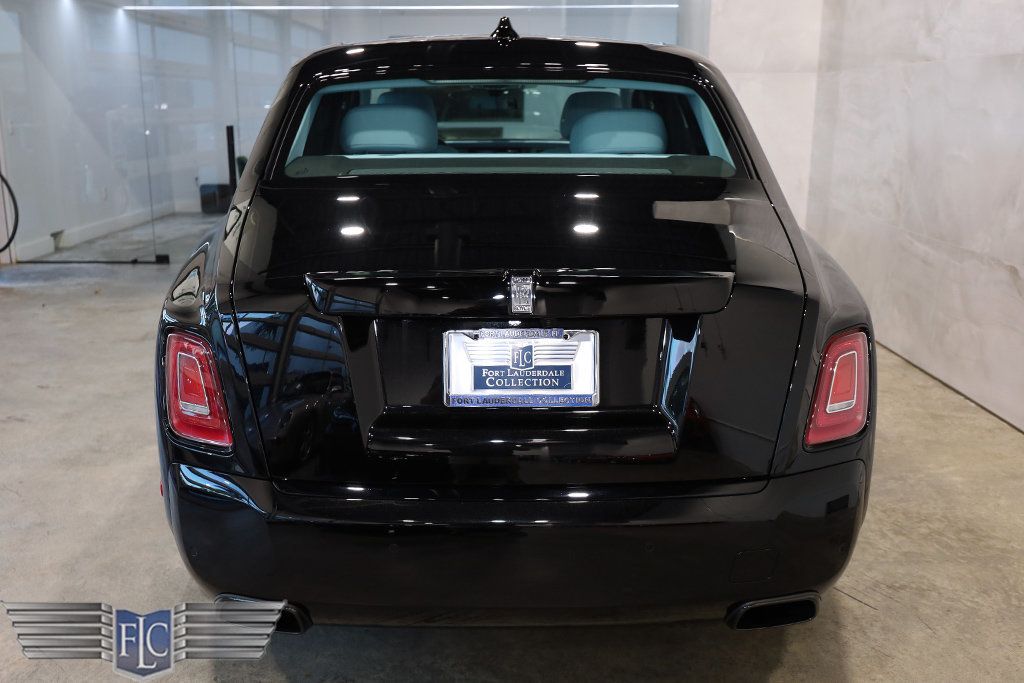 2025 Rolls-Royce Phantom Sedan - 22959551 - 7