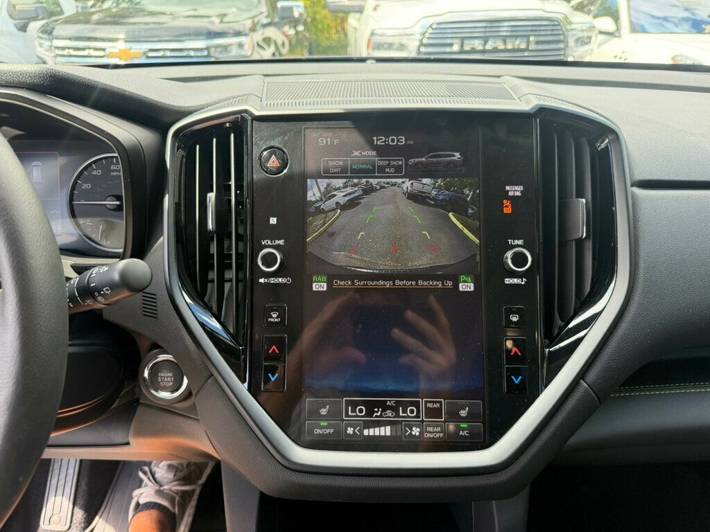 2025 Subaru Ascent Onyx Edition photo 6