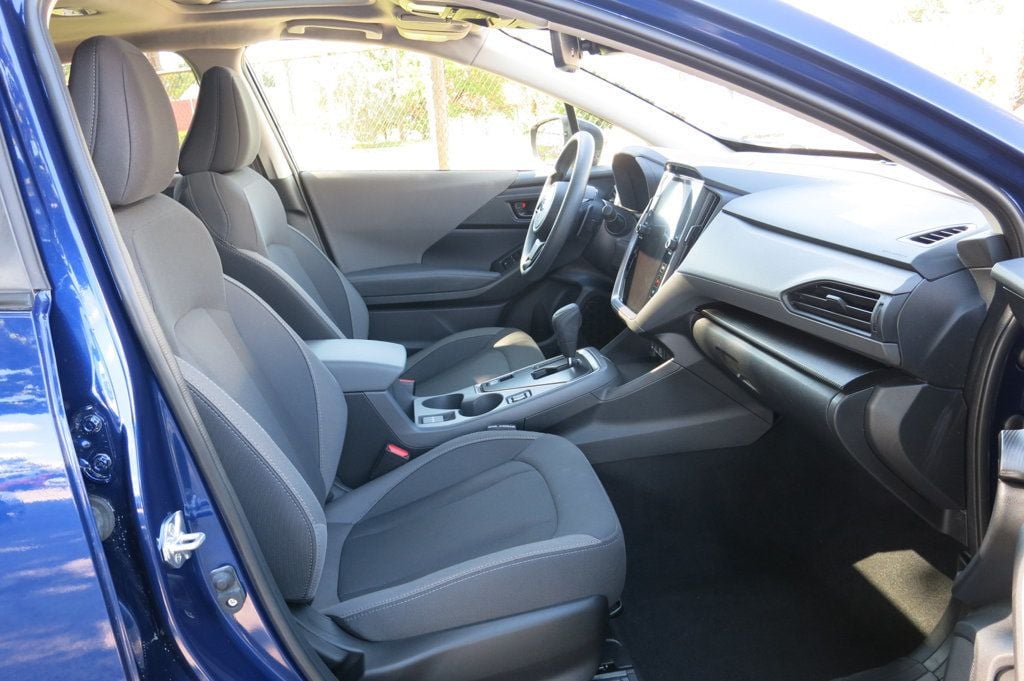 2025 Subaru Crosstrek Premium photo 12