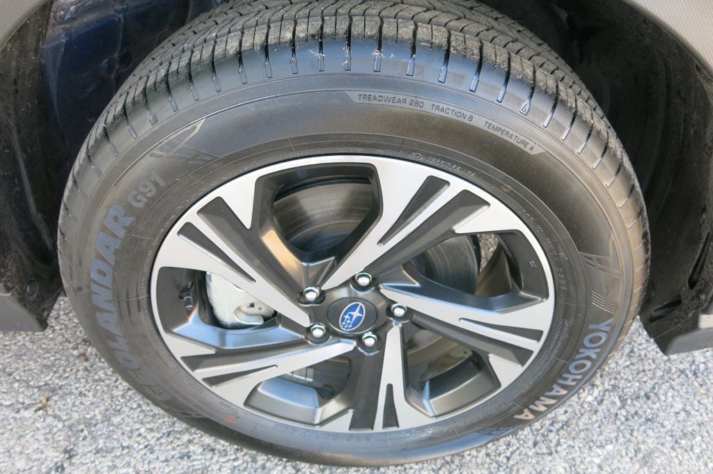 2025 Subaru Crosstrek Premium photo 32