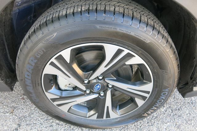 2025 Subaru Crosstrek Premium AWD - 22912460 - 34