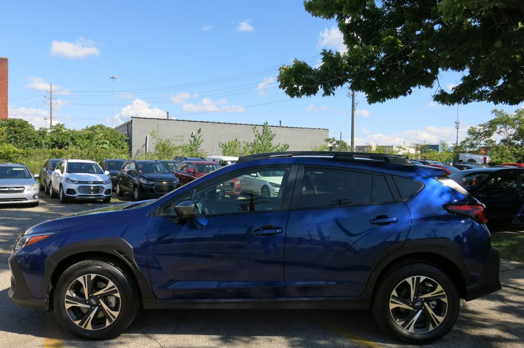 2025 Subaru Crosstrek Premium photo 5
