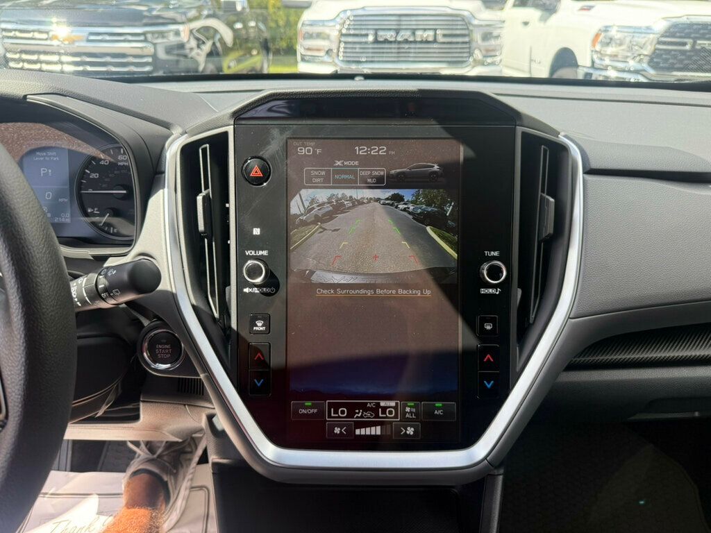 2025 Subaru Crosstrek Premium photo 4