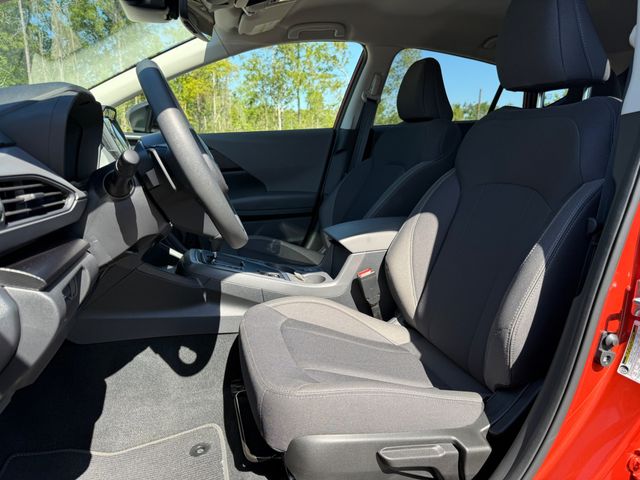 2025 Subaru Crosstrek PREMIUM WITH ONLY 1,504 MILES!!! - 23013193 - 8