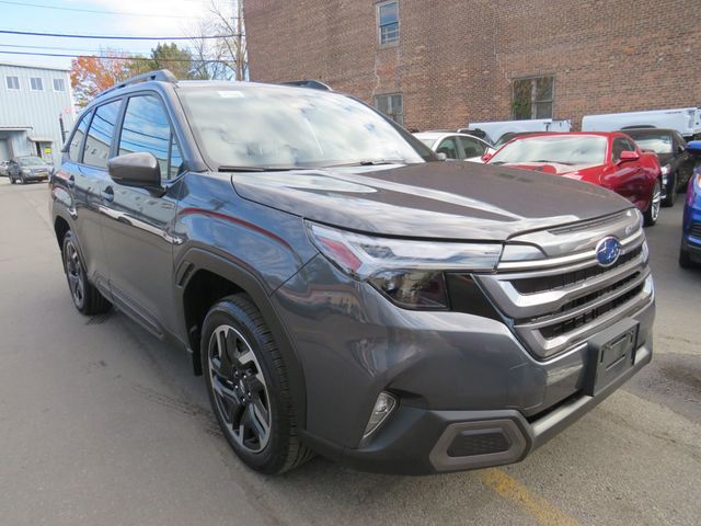 2025 Subaru Forester Limited Hybrid AWD - 22935969 - 2