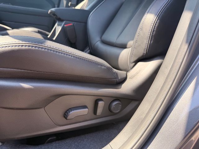 2025 Subaru Forester LIMITED HYBRID AWD - 23062073 - 9