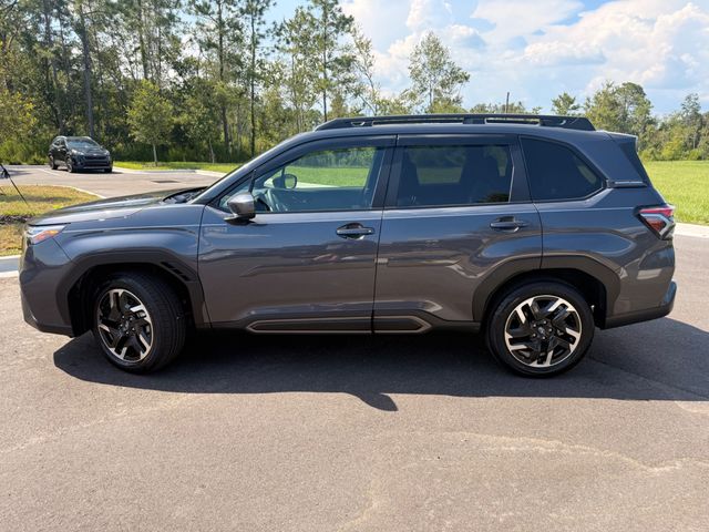2025 Subaru Forester LIMITED HYBRID AWD - 23062073 - 13