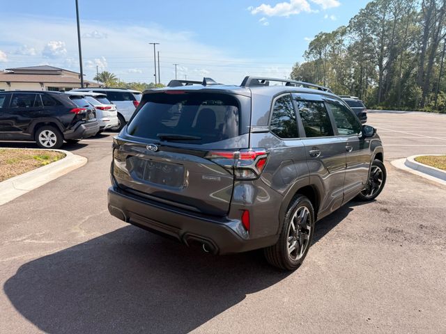 2025 Subaru Forester LIMITED HYBRID AWD - 23062073 - 16