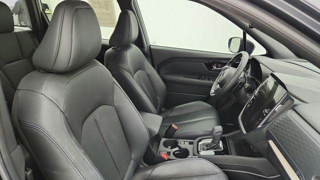 2025 Subaru Forester Limited Hybrid AWD - 22951231 - 24