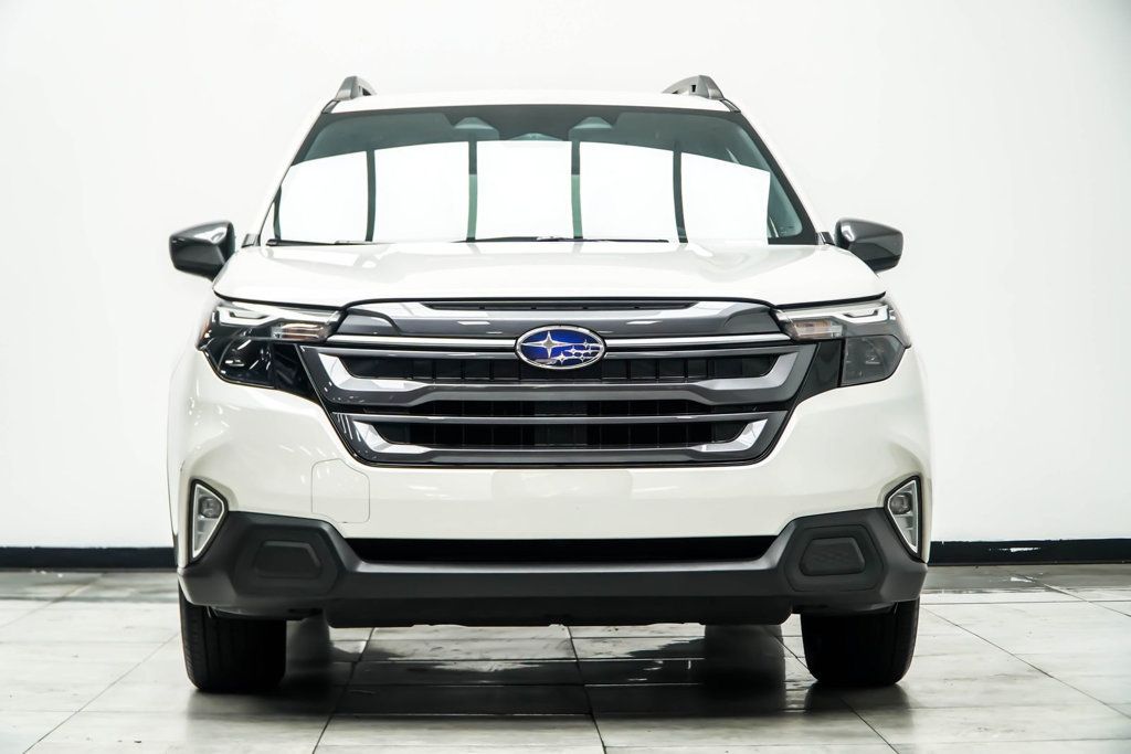 Subaru Forester photo 8