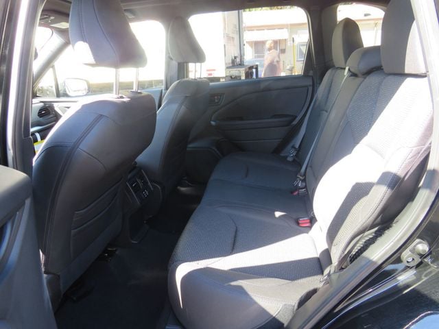 2025 Subaru Forester Premium Hybrid AWD - 22928761 - 10