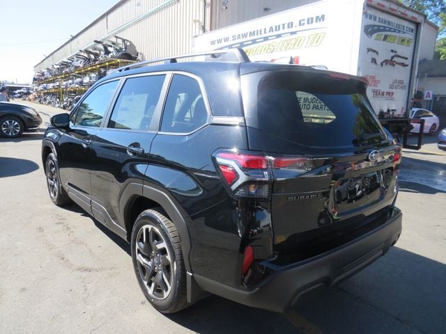 2025 Subaru Forester Premium Hybrid AWD - 22928761 - 6