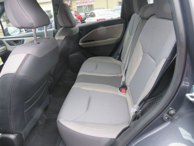 2025 Subaru Forester Premium Hybrid AWD - 22946740 - 11