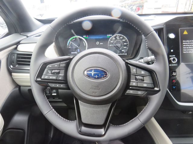 2025 Subaru Forester Premium Hybrid AWD - 22946740 - 13