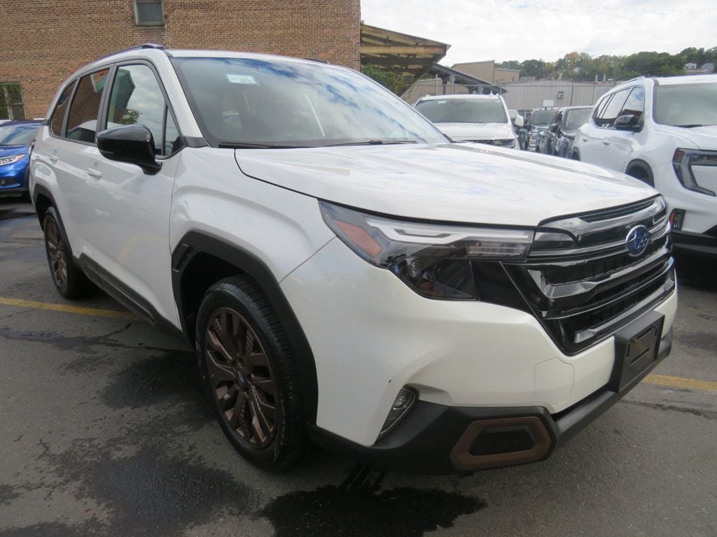 2025 Subaru Forester Sport photo 3