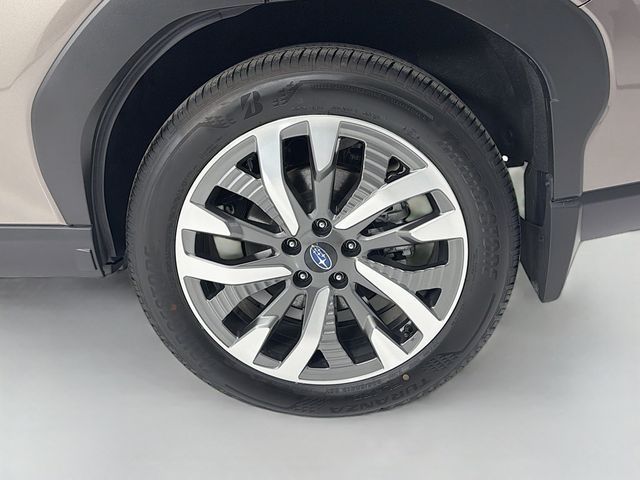 2025 Subaru Forester Touring Hybrid AWD - 22986057 - 32