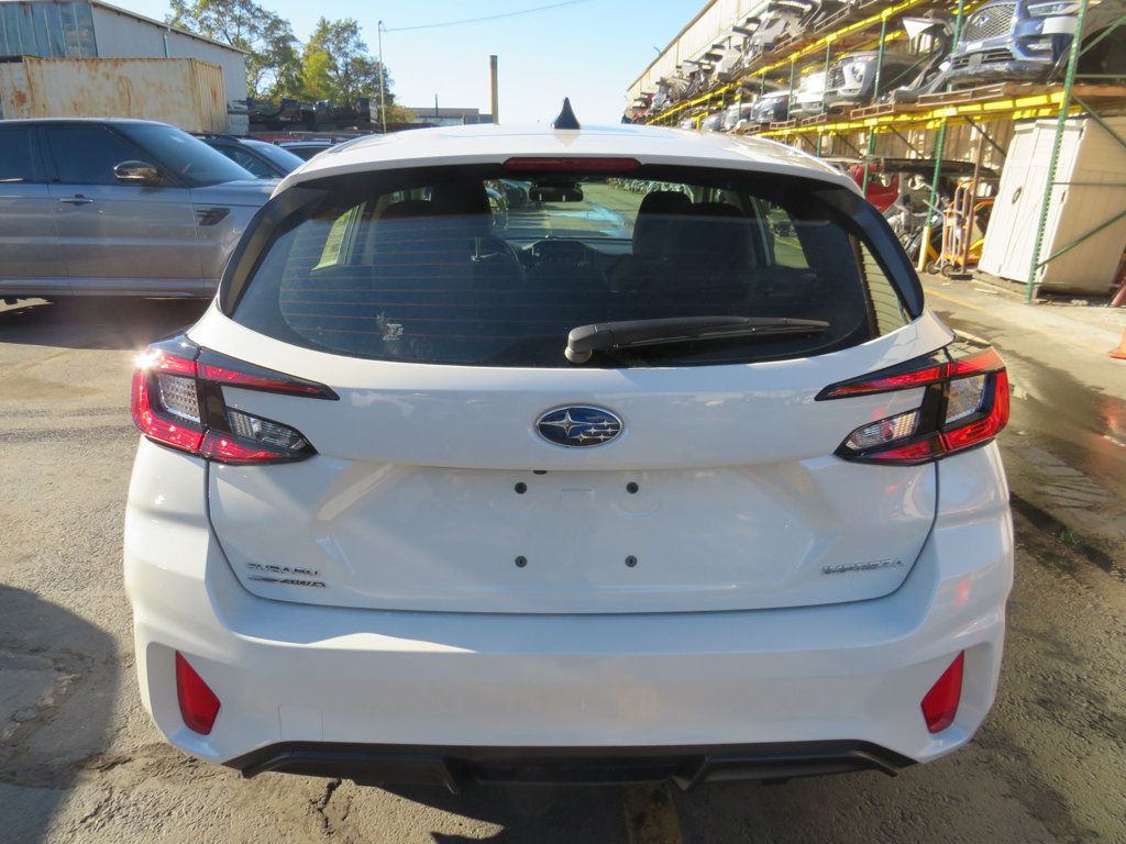 Subaru Impreza photo 5