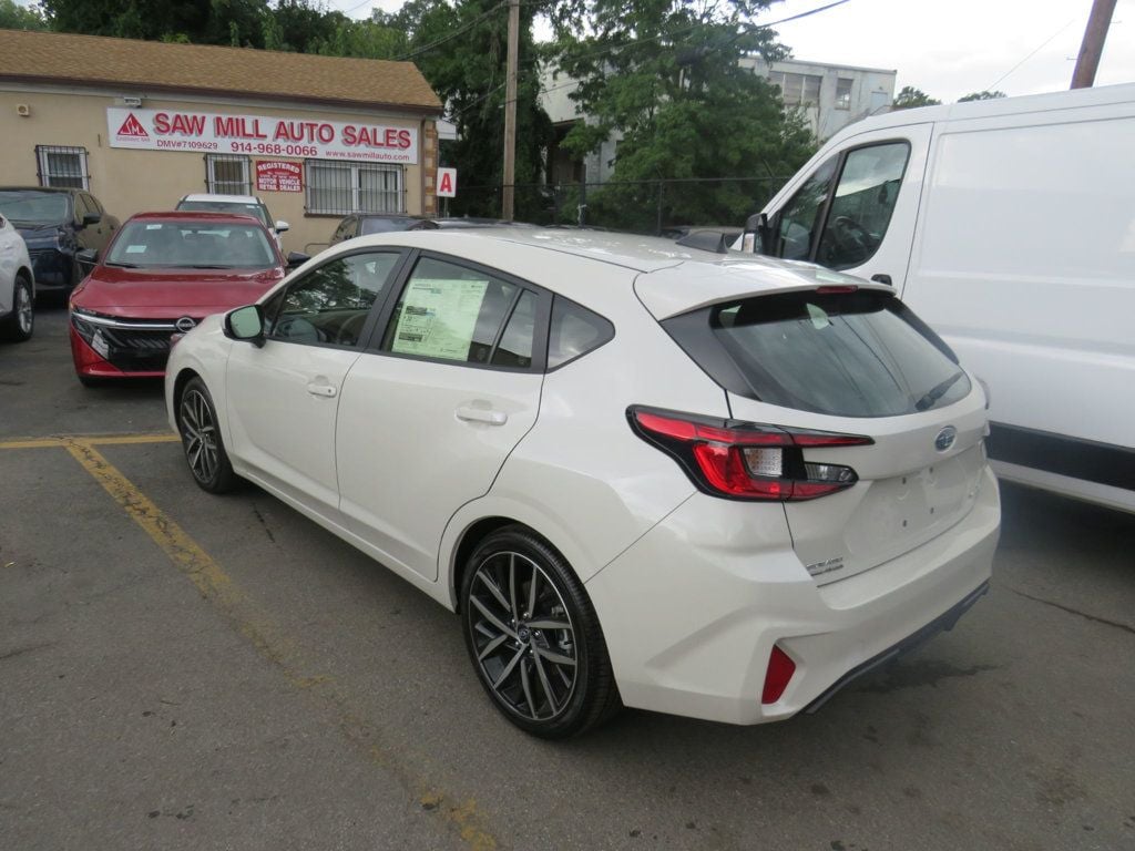 Subaru Impreza photo 4