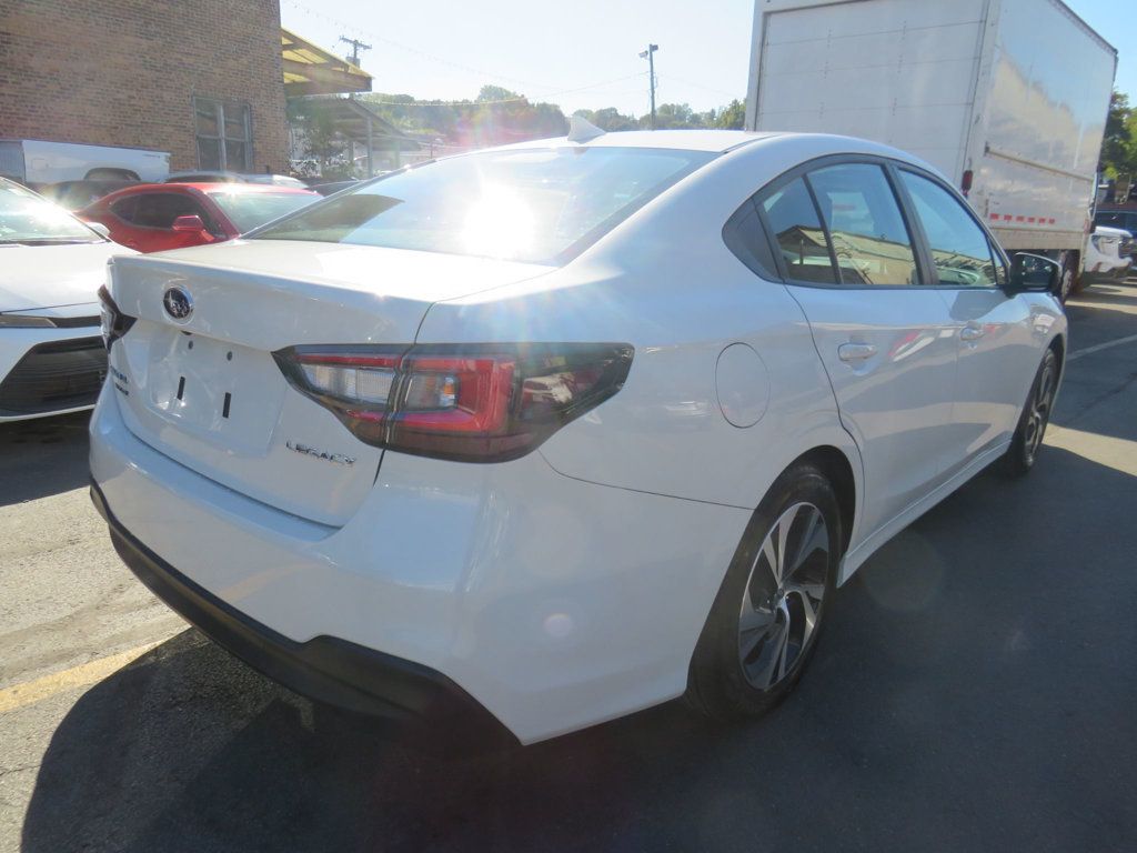2025 Subaru Legacy Premium photo 3