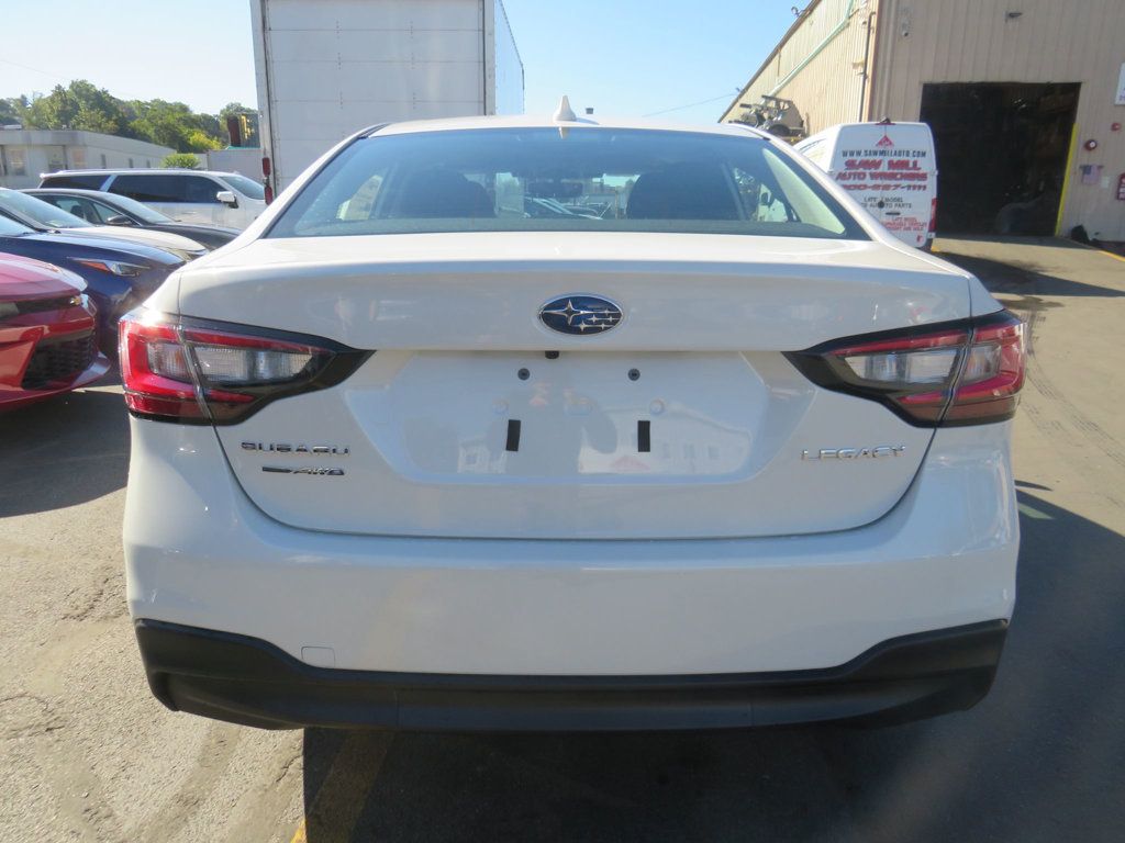 2025 Subaru Legacy Premium photo 4