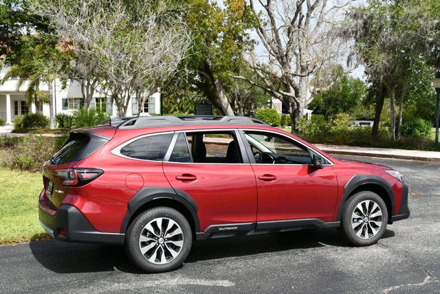 2025 Subaru Outback 2.5i Limited CVT AWD Wagon W/W/Eyesight Pre-Collision Braking - 23009479 - 5