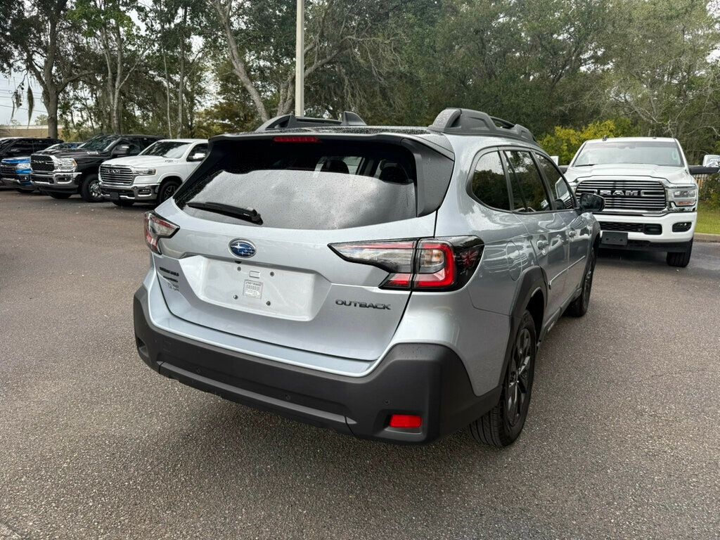 2025 Subaru Outback Onyx Edition photo 11