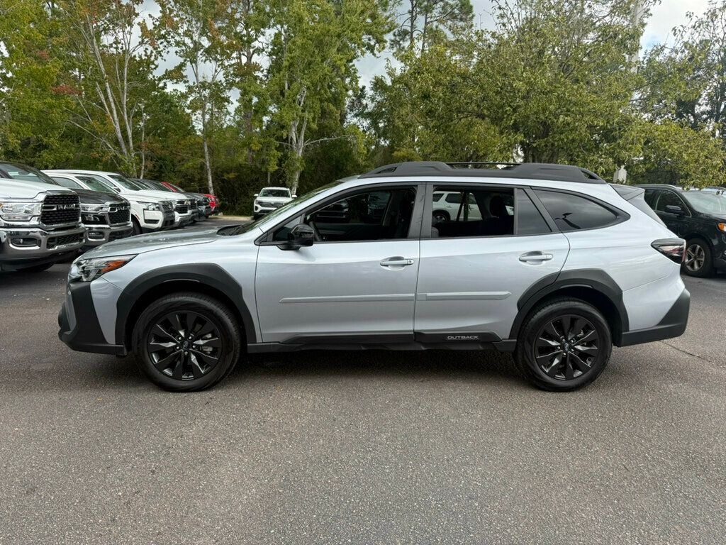 2025 Subaru Outback Onyx Edition photo 2