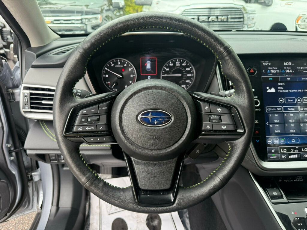 2025 Subaru Outback Onyx Edition photo 5