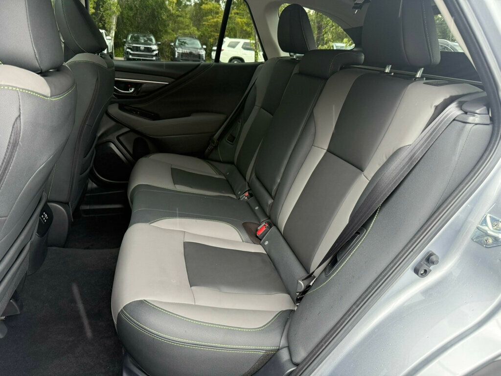 2025 Subaru Outback Onyx Edition photo 8