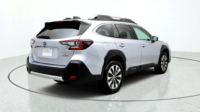 2025 Subaru Outback Touring AWD w/ Tech Package - 23084885 - 4