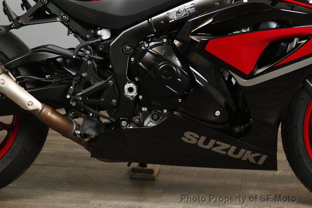 2025 Suzuki GSX-R1000R 1 Owner, 4813 Miles - 23059695 - 14